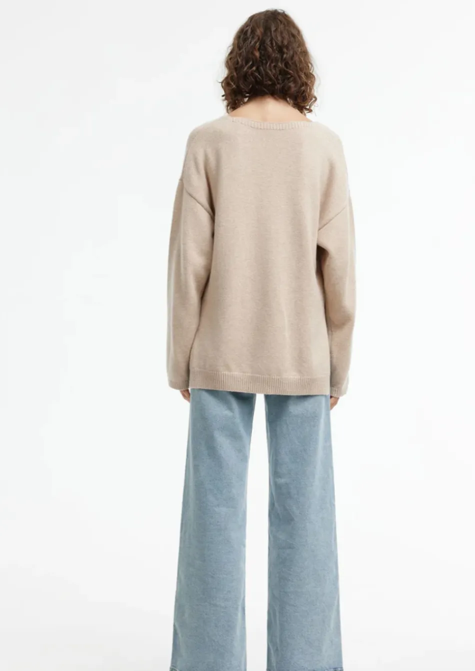 Berlin Knit Almond