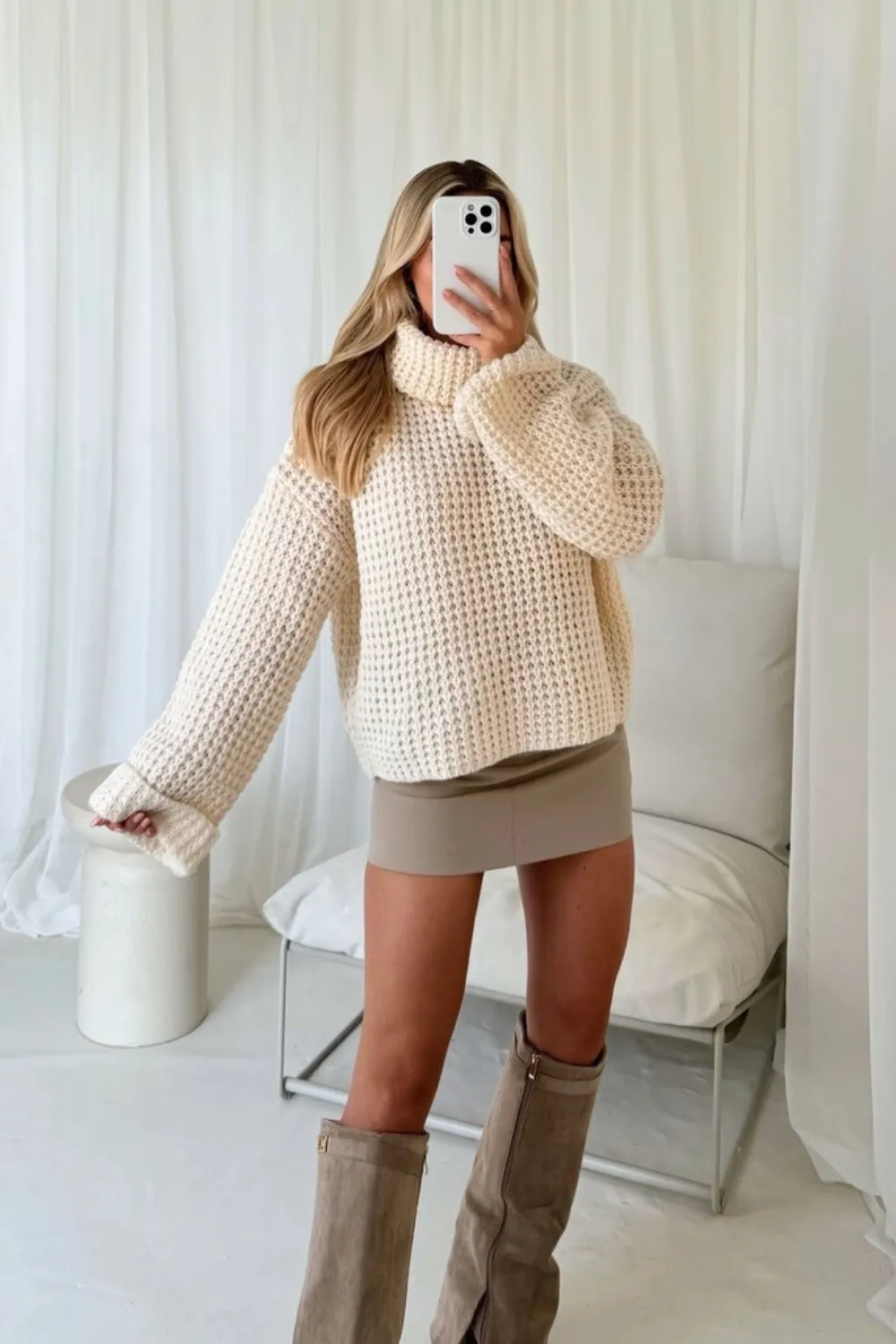 Cara cream chunky knitted jumper