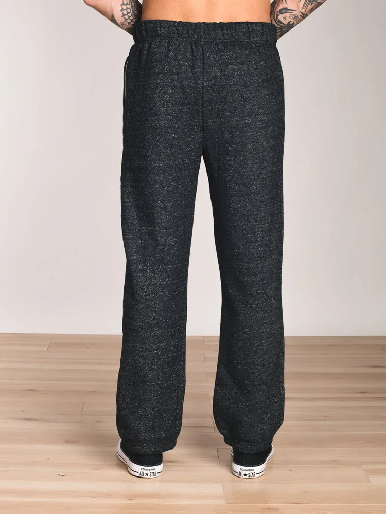 CLASSIC SWEATPANT