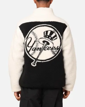 Majestic Athletic New York Yankees Sherpa Jacket Vintage White