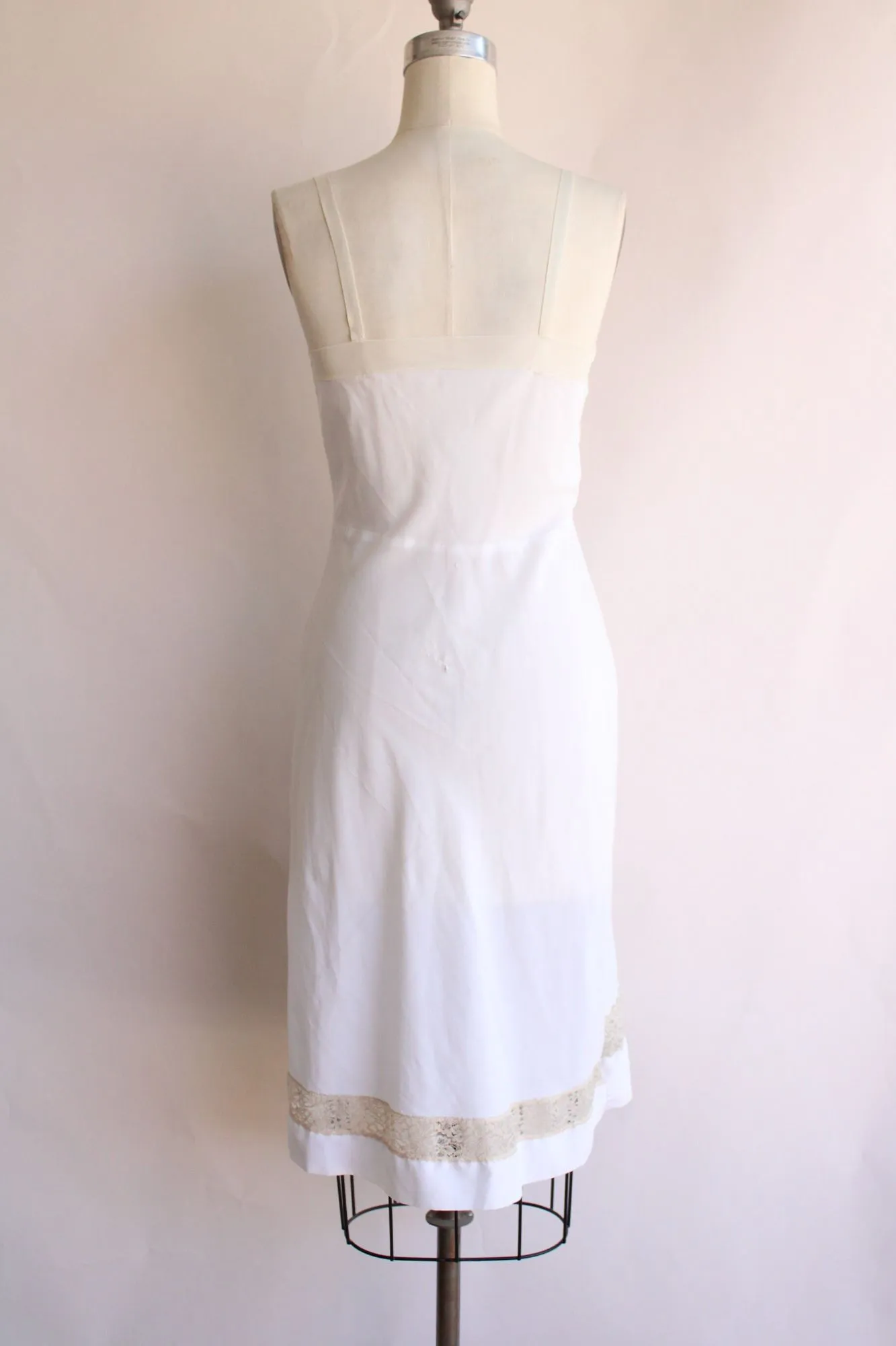 Vintage 1950s 1960s White Rayon with Ivory Lace Trim Slip