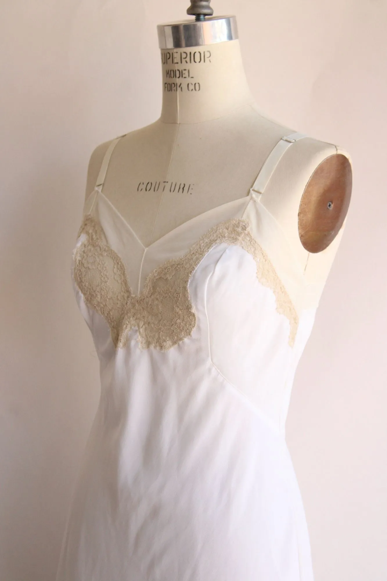 Vintage 1950s 1960s White Rayon with Ivory Lace Trim Slip