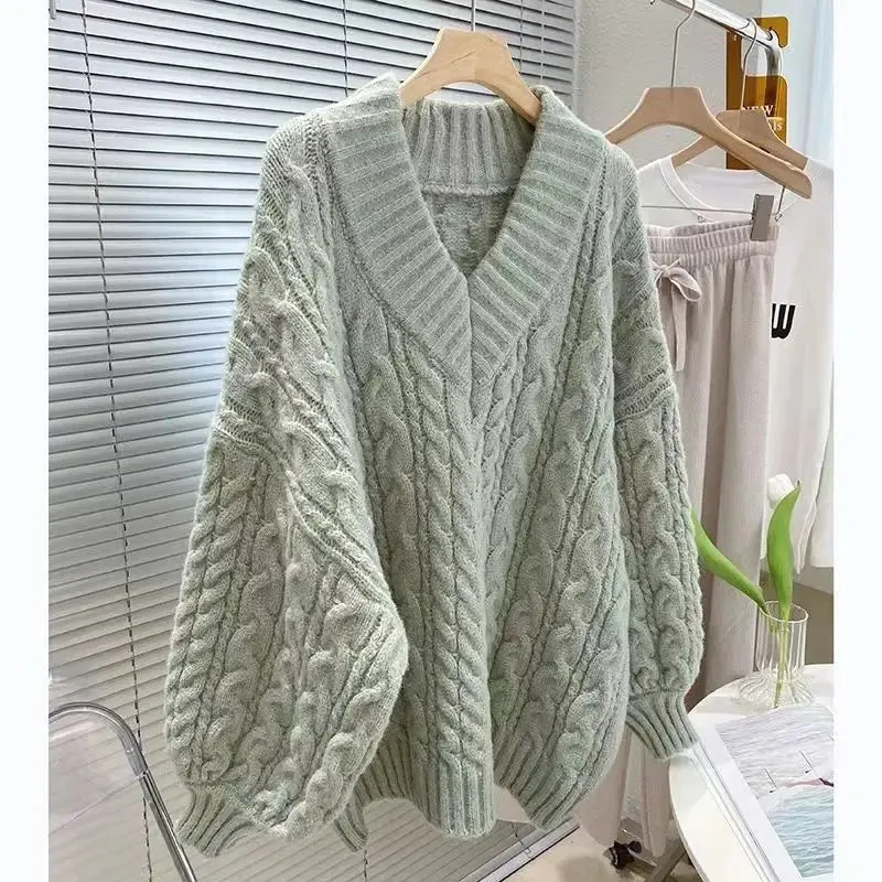 Women's Autumn and Winter Fashion Loose Outer Wear Lazy Style Niche Warm Knit Sweater Top